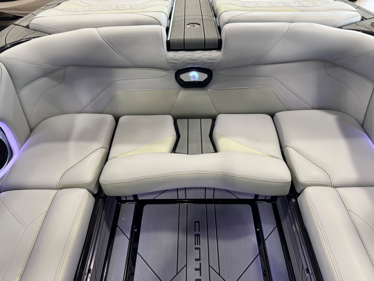 2026 Centurion Ri230