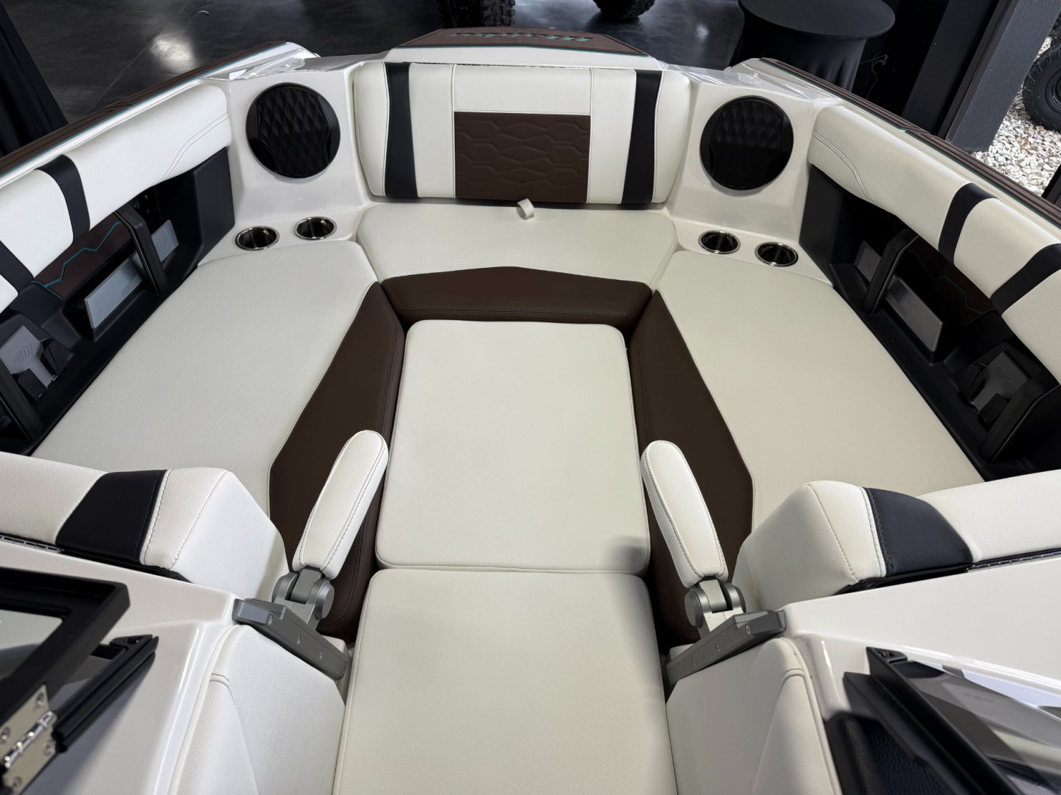 2026 Malibu 2026 Wakesetter 23 MXZ