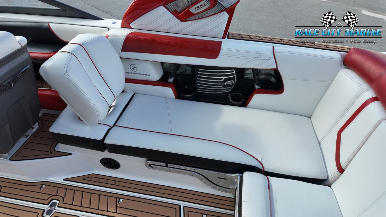 2016 Nautique G23