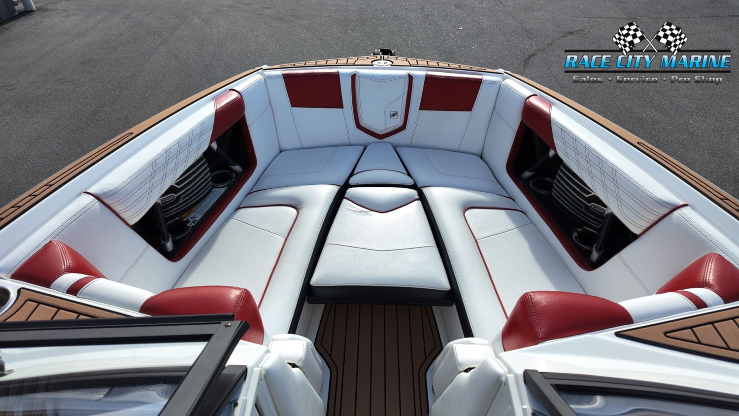 2016 Nautique G23