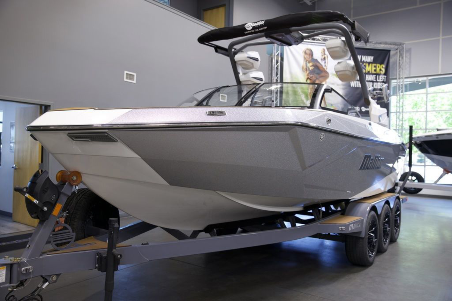 2026 Malibu Boats 23 LSV