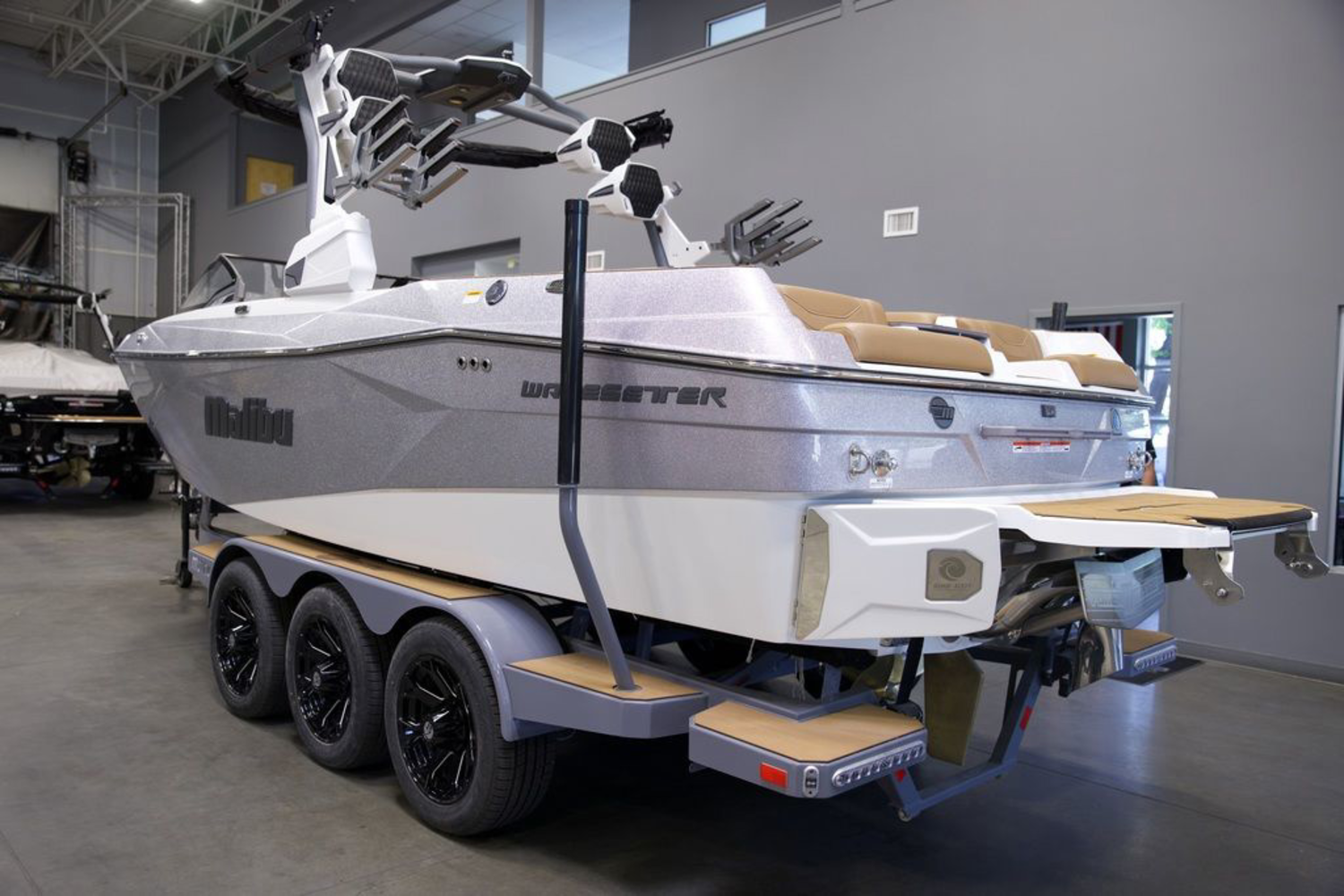 2026 Malibu Boats 23 LSV