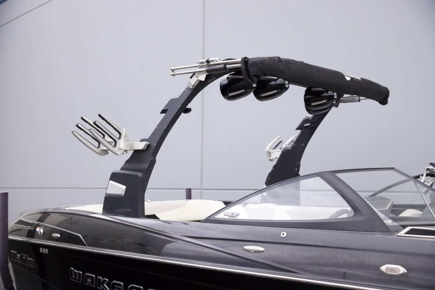 2015 Malibu Boats 23 LSV