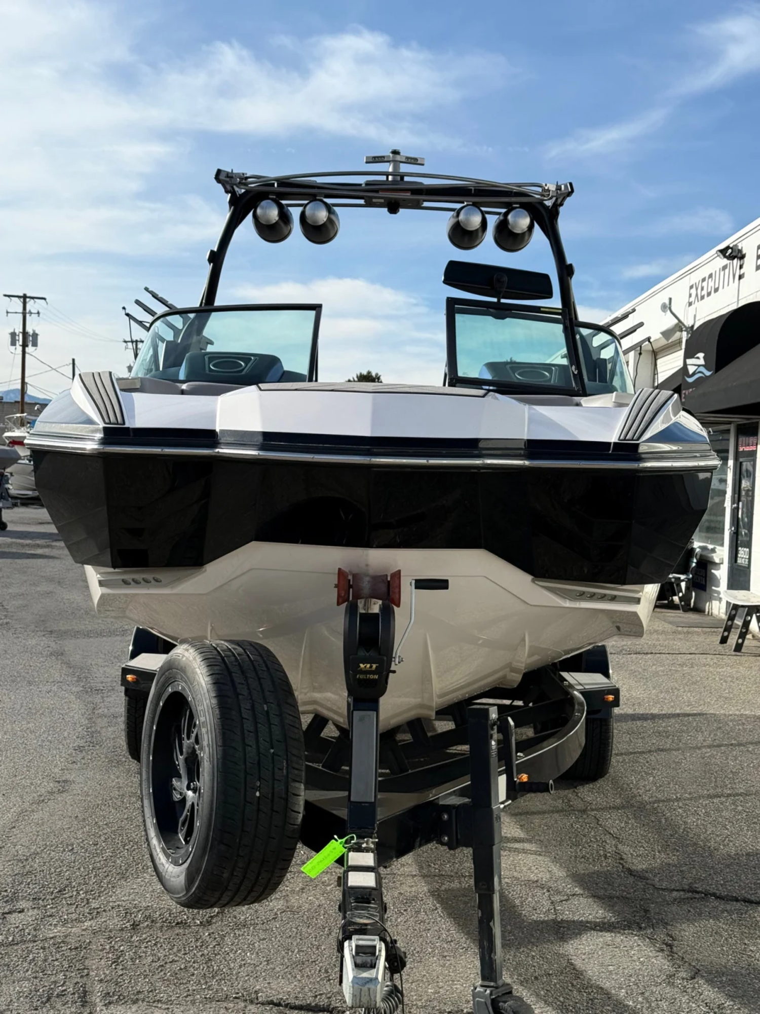 2020 22' Supra "SA550" Bowrider