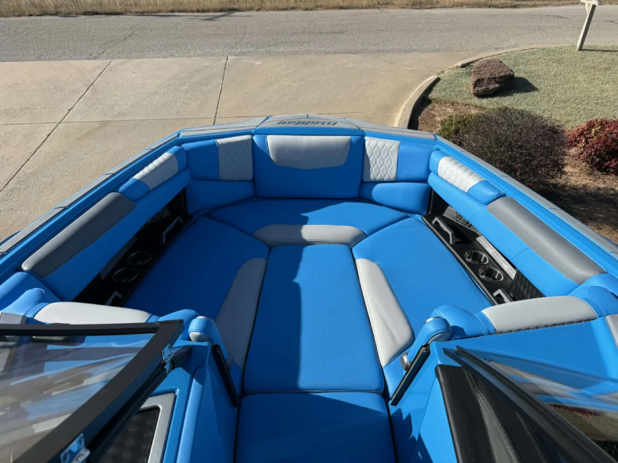2023 Malibu Boats M220 for sale in Edmond, Oklahoma
