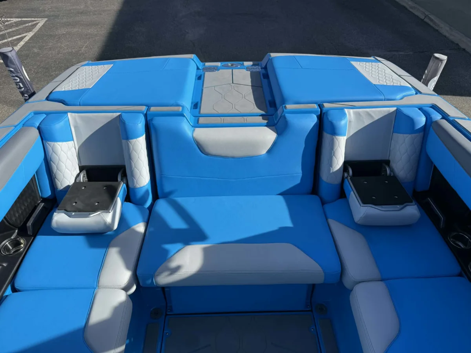 2023 Malibu M220(LOW HOURS)