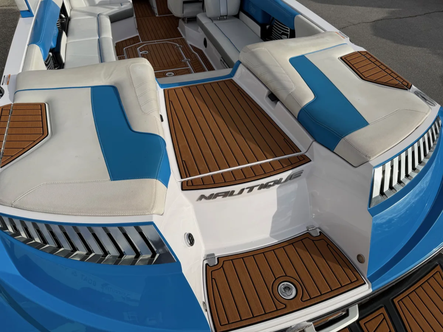 2015 25' Super Air Nautique "G25" Bowrider
