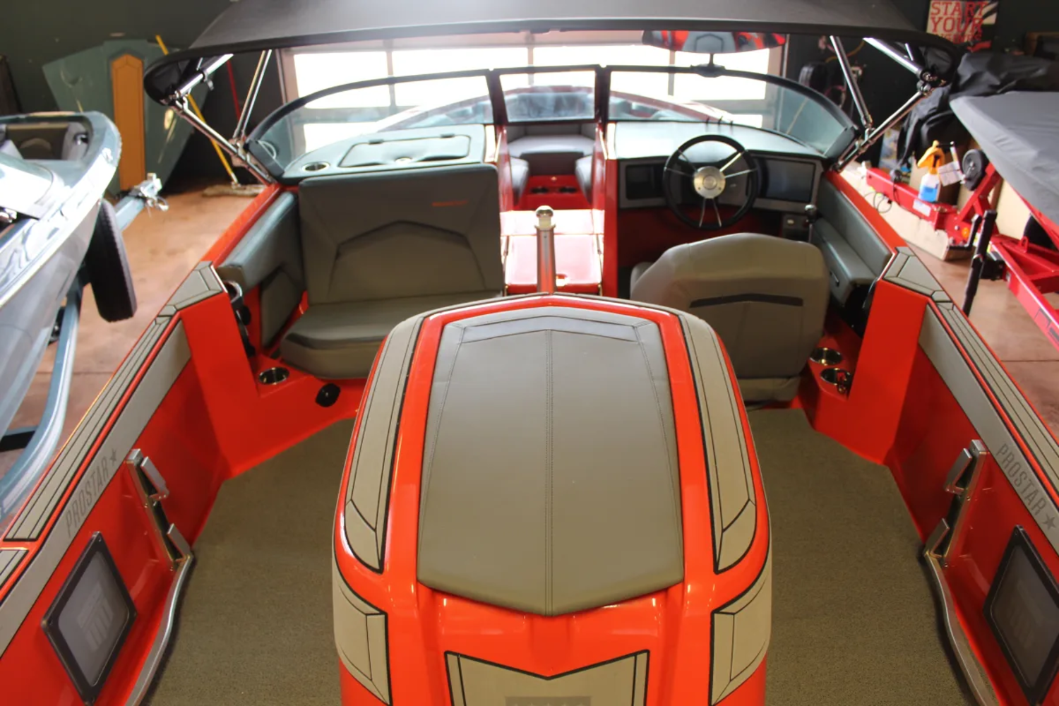 2025 Mastercraft Prostar