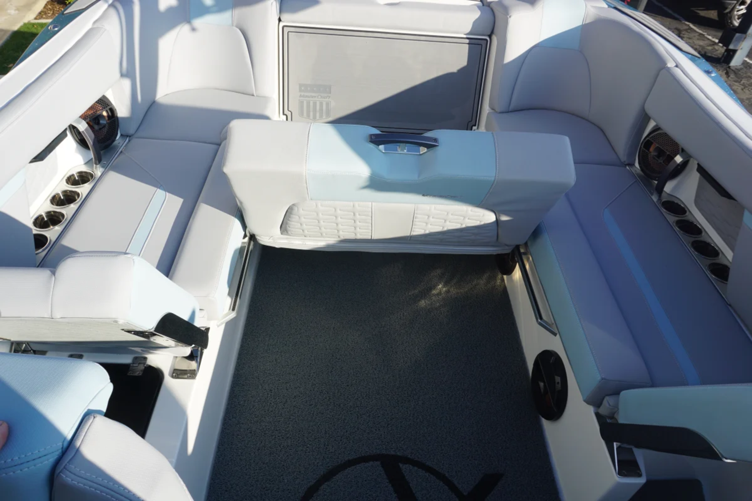2022 MasterCraft X24