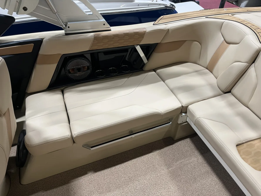 2023 Mastercraft Boats XT22 for sale in Brookfield, Connecticut