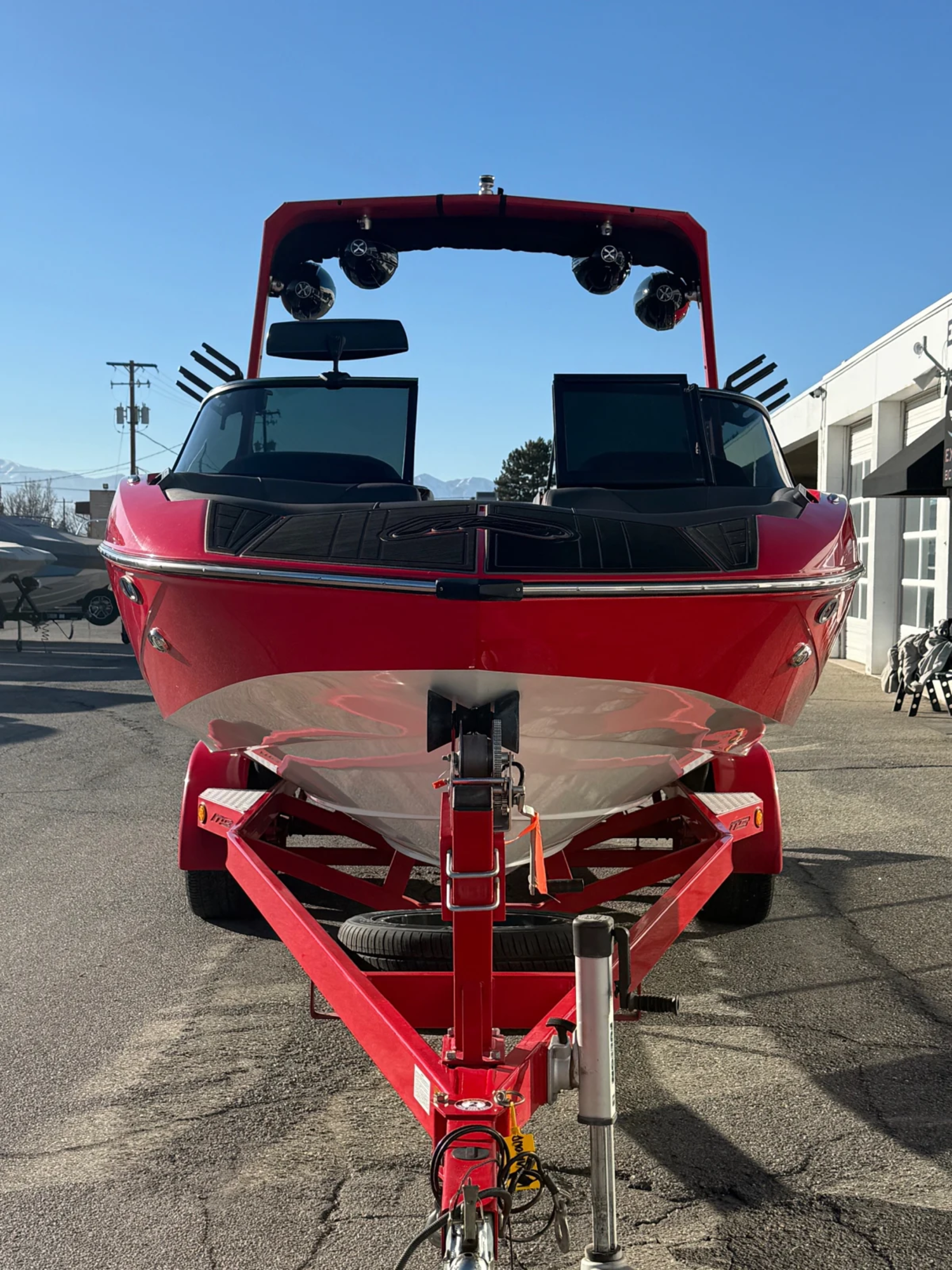 2020 23' MB Sports "B52" Classic Bowrider