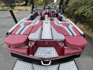 2024-mastercraft-xt25-120408-image14