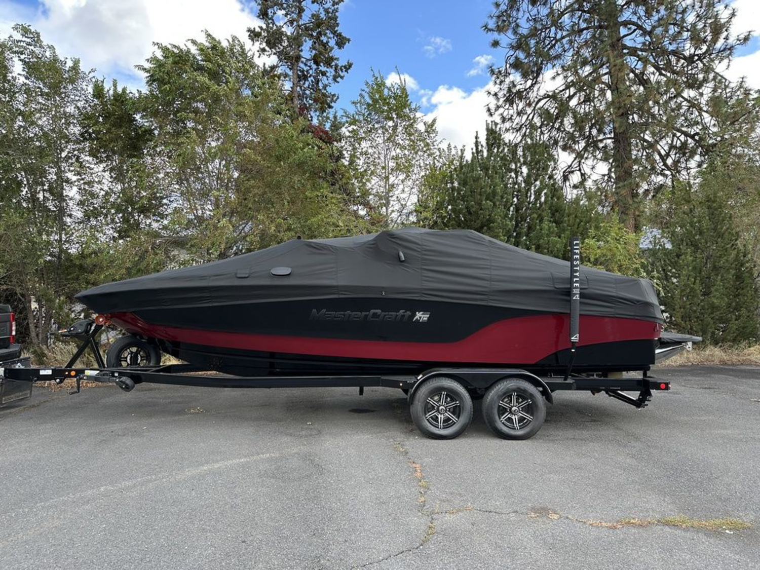 2024 Mastercraft XT25