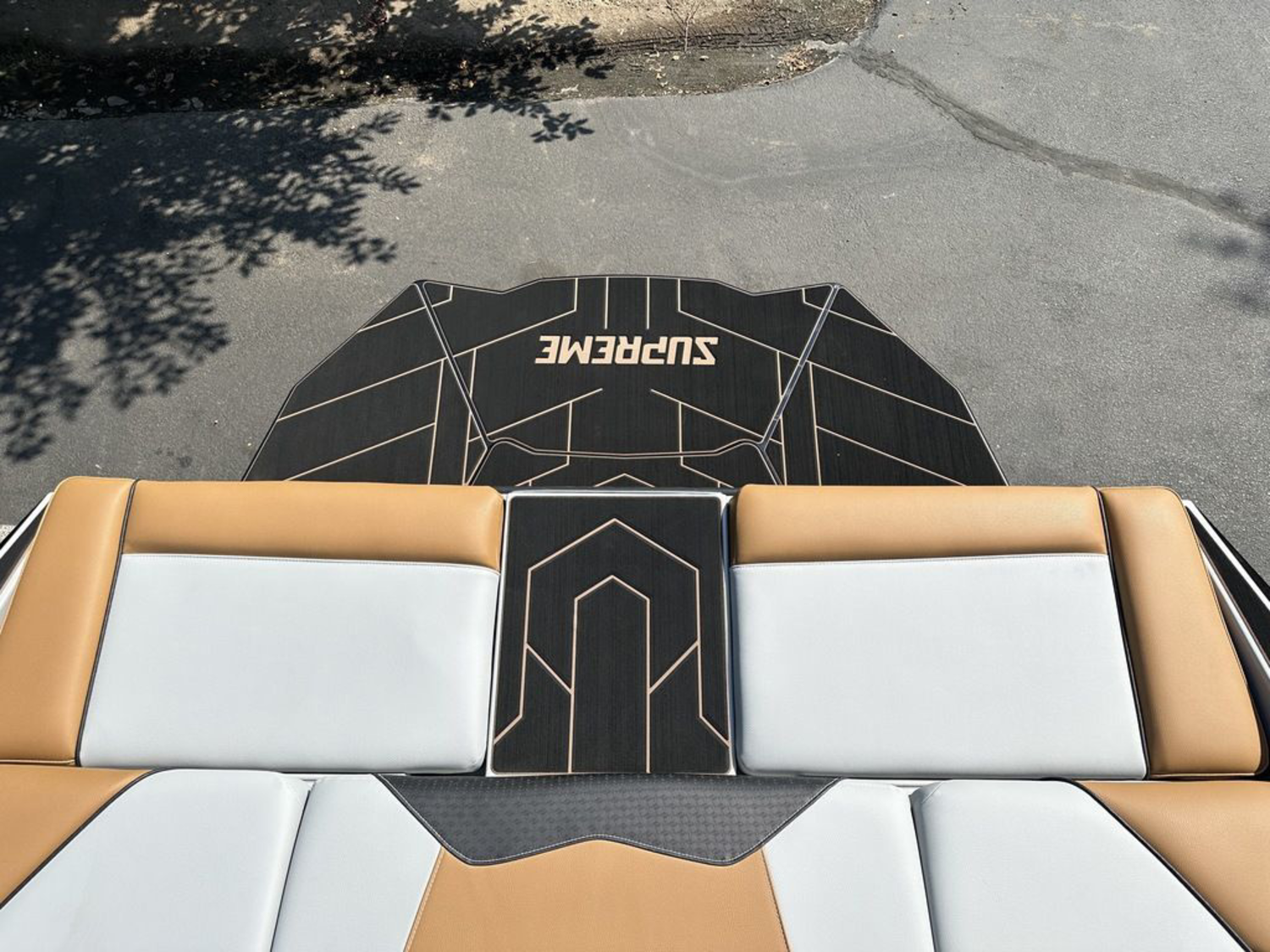 2025 Supreme Boats S220