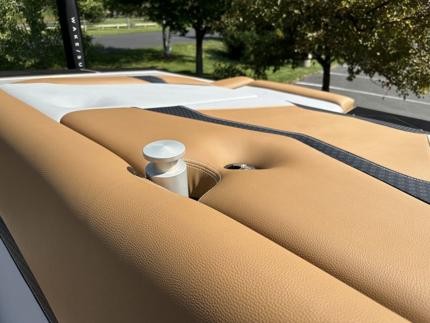2025 Supreme Boats S220