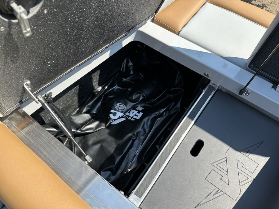 2025 Supreme Boats S220 for sale in Bend, Oregon