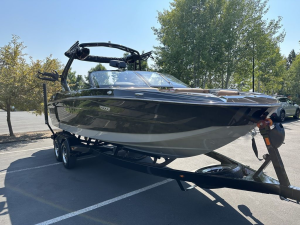 2025 Supreme Boats S220 for sale in Bend, Oregon