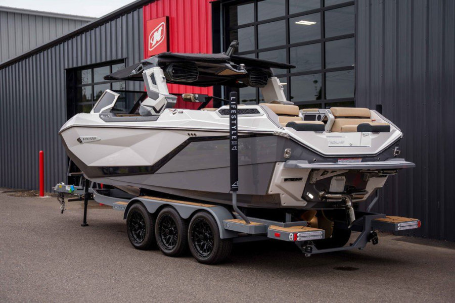 2026-nautique-g23-paragon-120418-image3