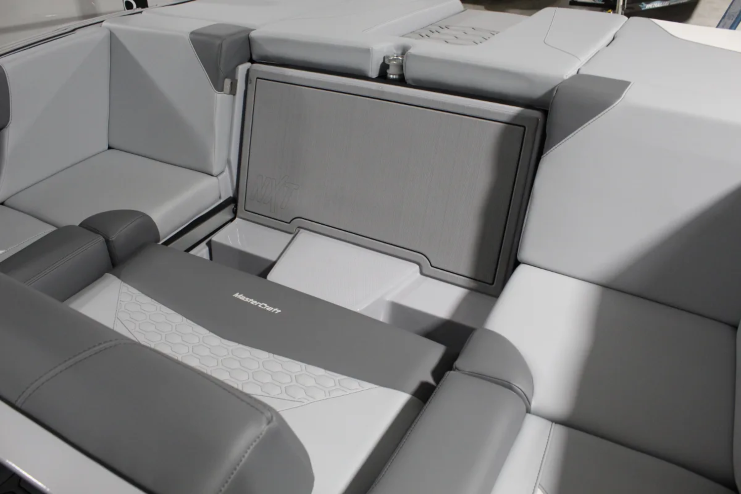 2026 MasterCraft NXT23