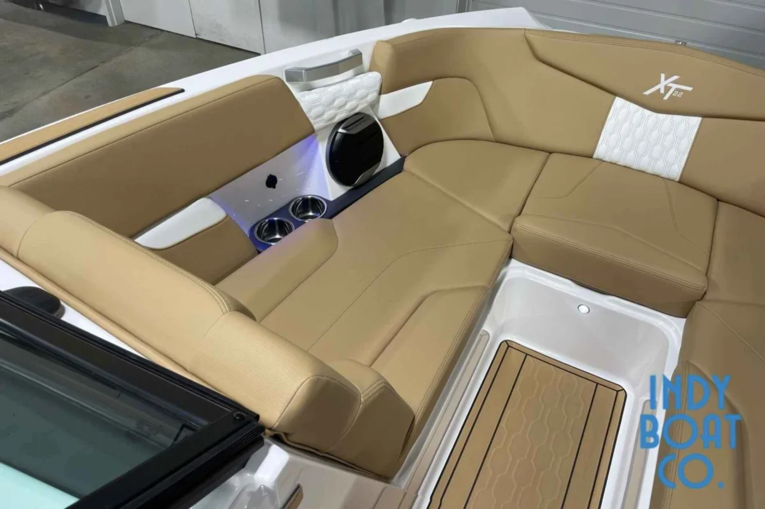 2026 MasterCraft XT22