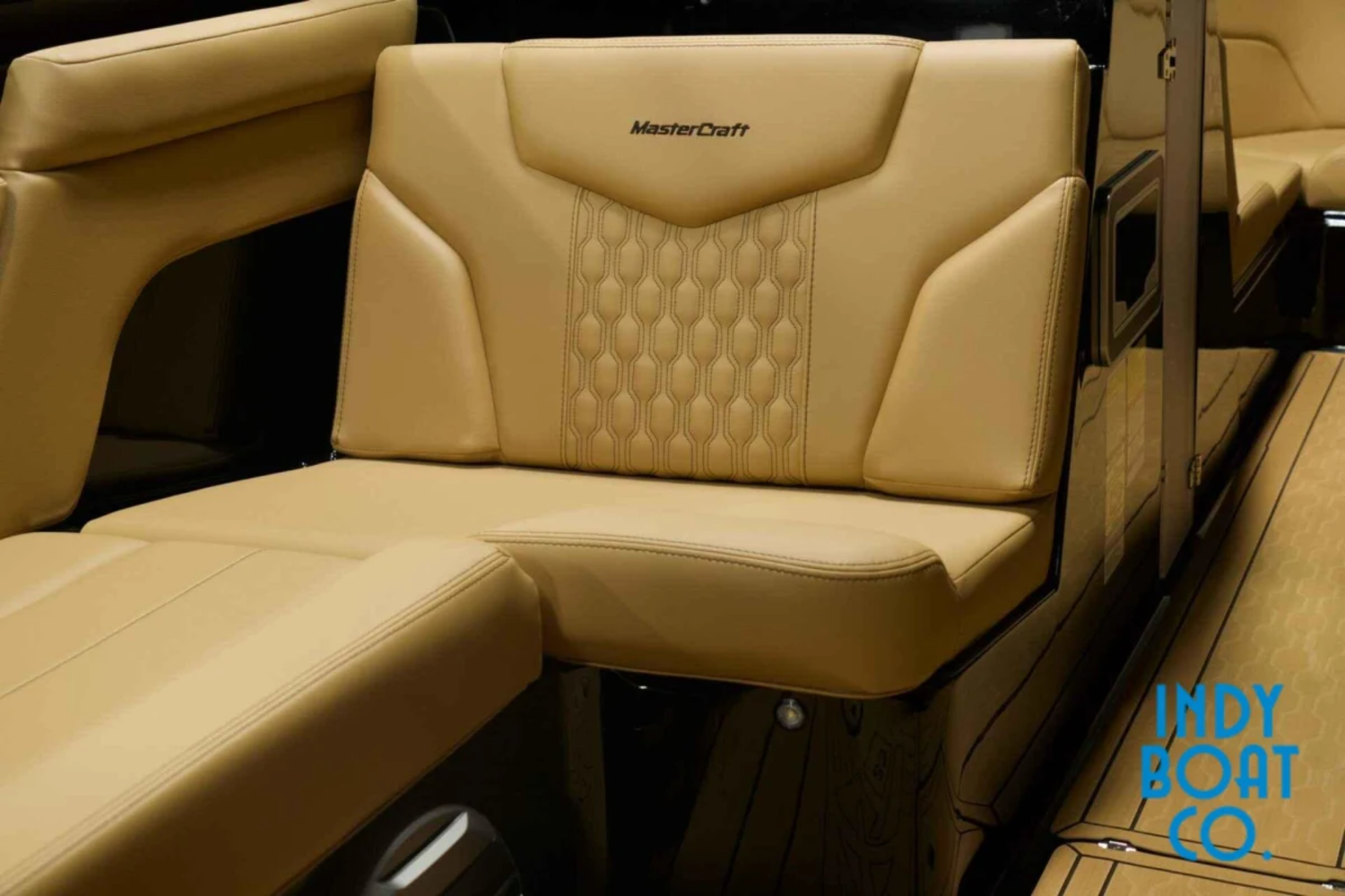 2026 MasterCraft XT23