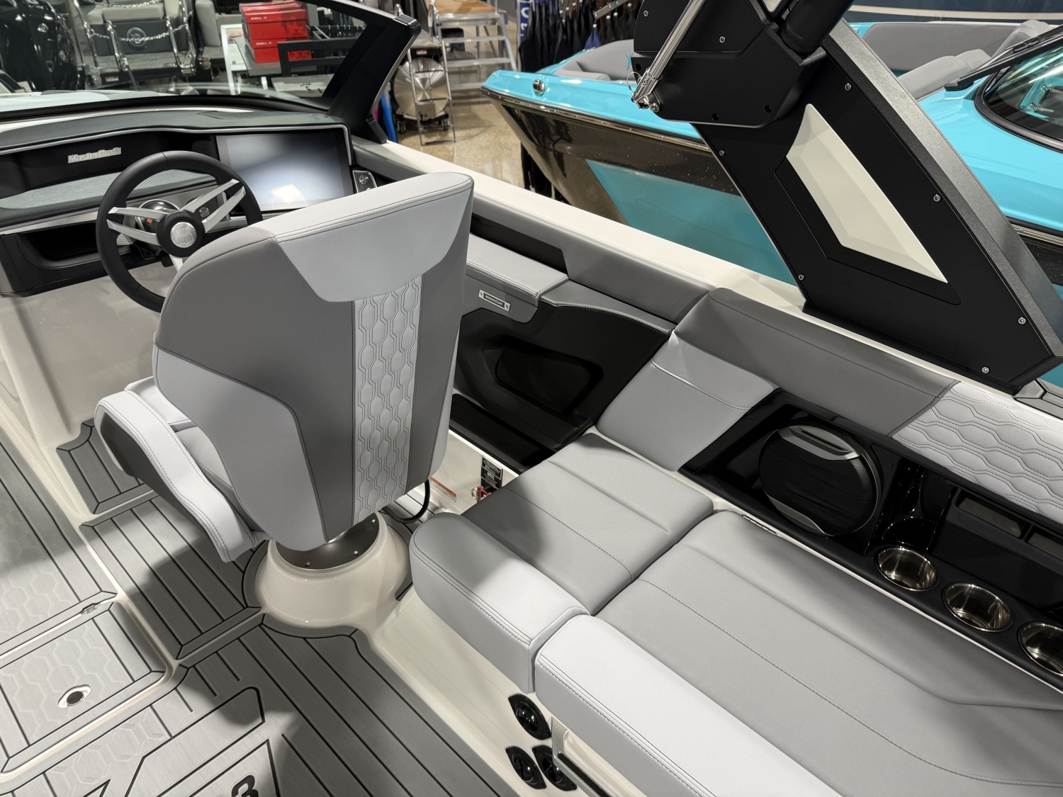 2026 MasterCraft XT23