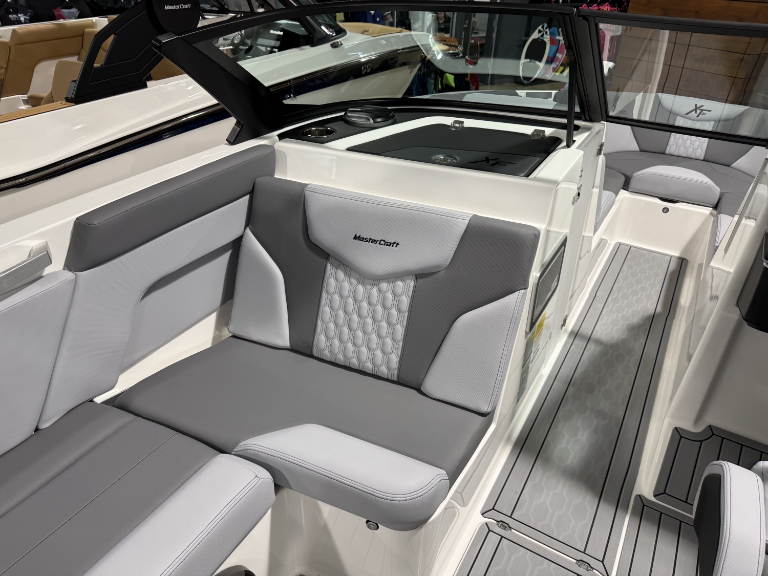 2026 MasterCraft XT23