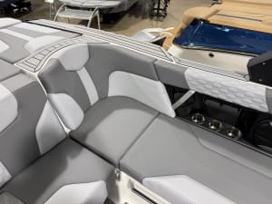 2026-mastercraft-xt23-120553-image17