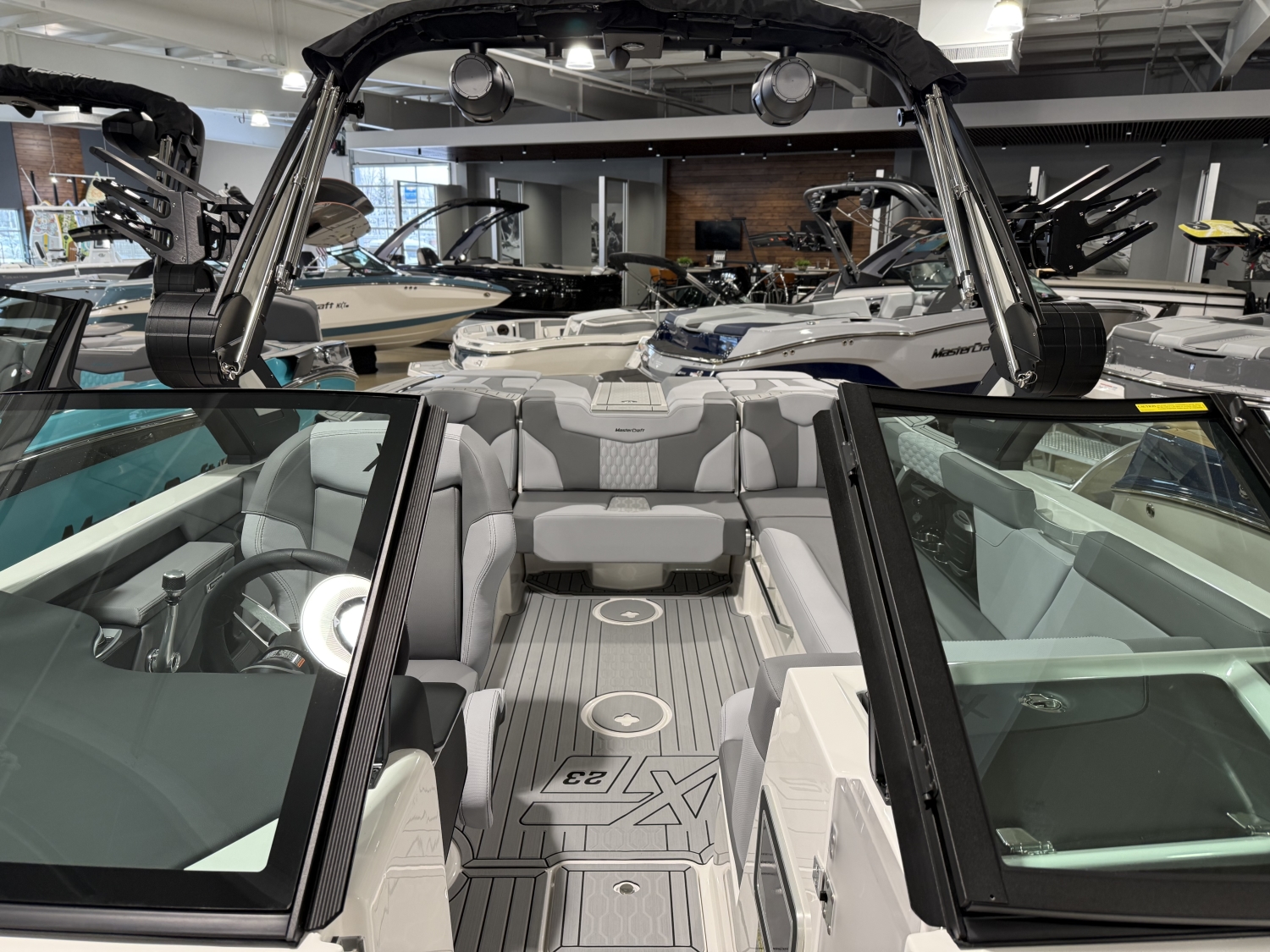 2026 MasterCraft XT23