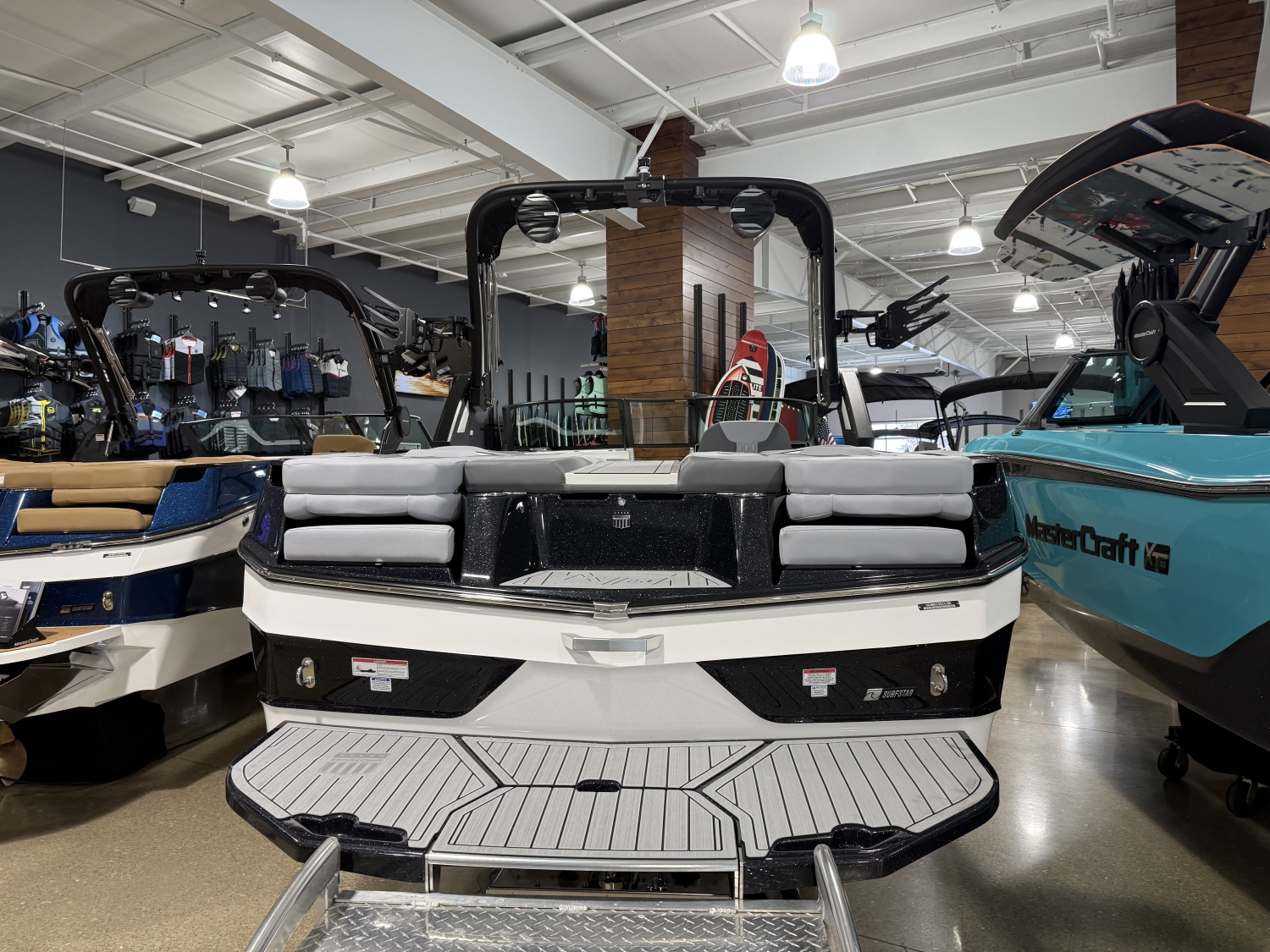 2026 MasterCraft XT23