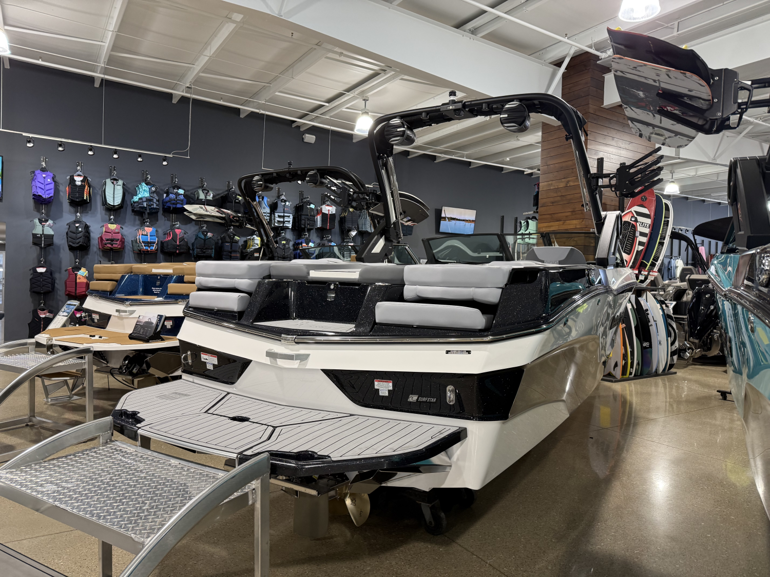2026 MasterCraft XT23