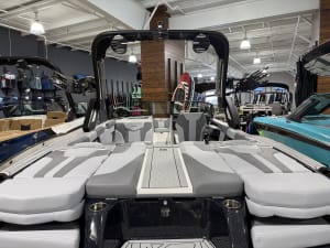 2026-mastercraft-xt23-120553-image6
