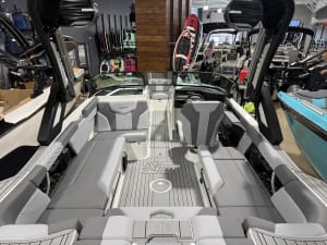 2026-mastercraft-xt23-120553-image9