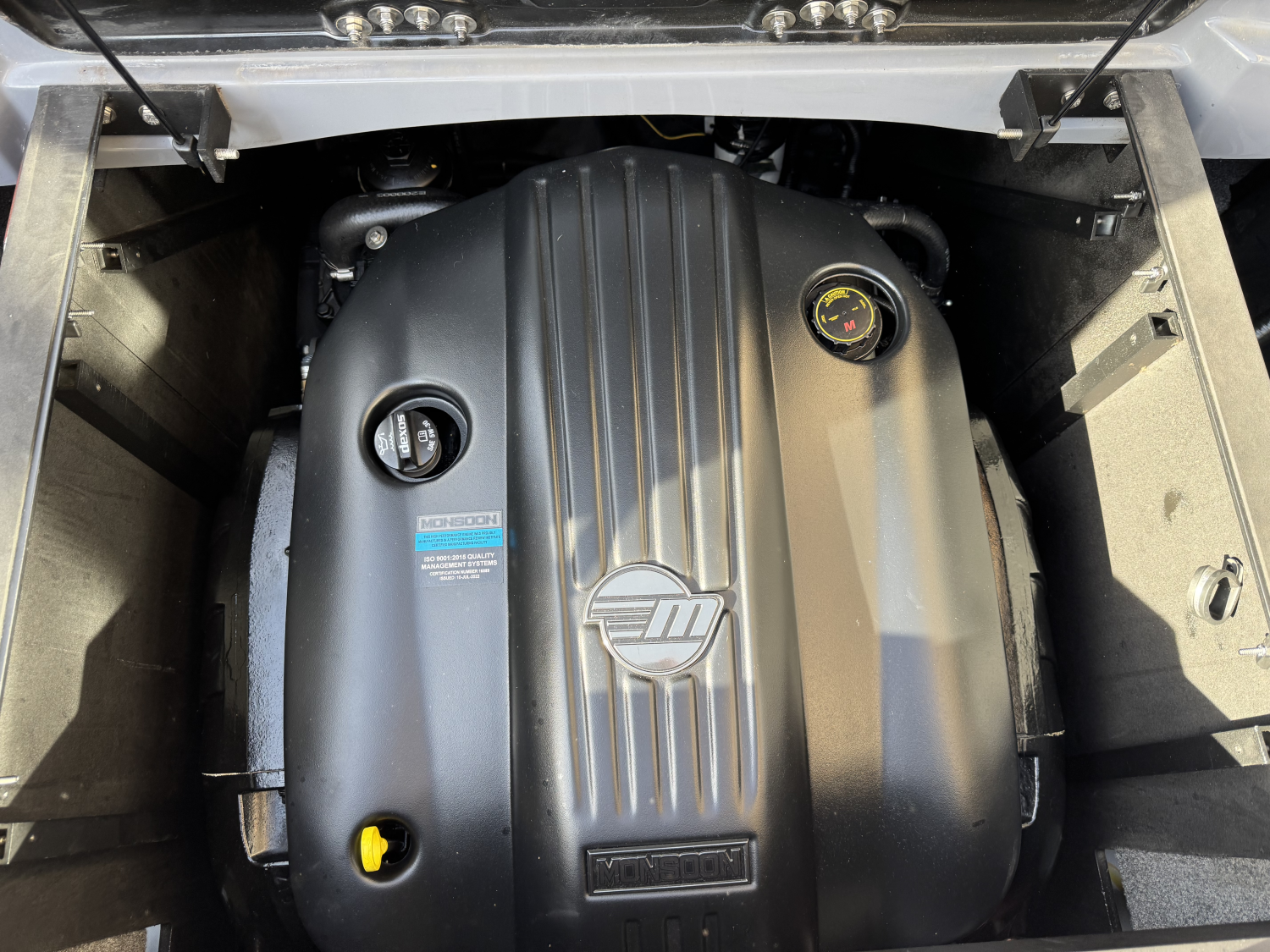 2023 Malibu Boats 23 LSV