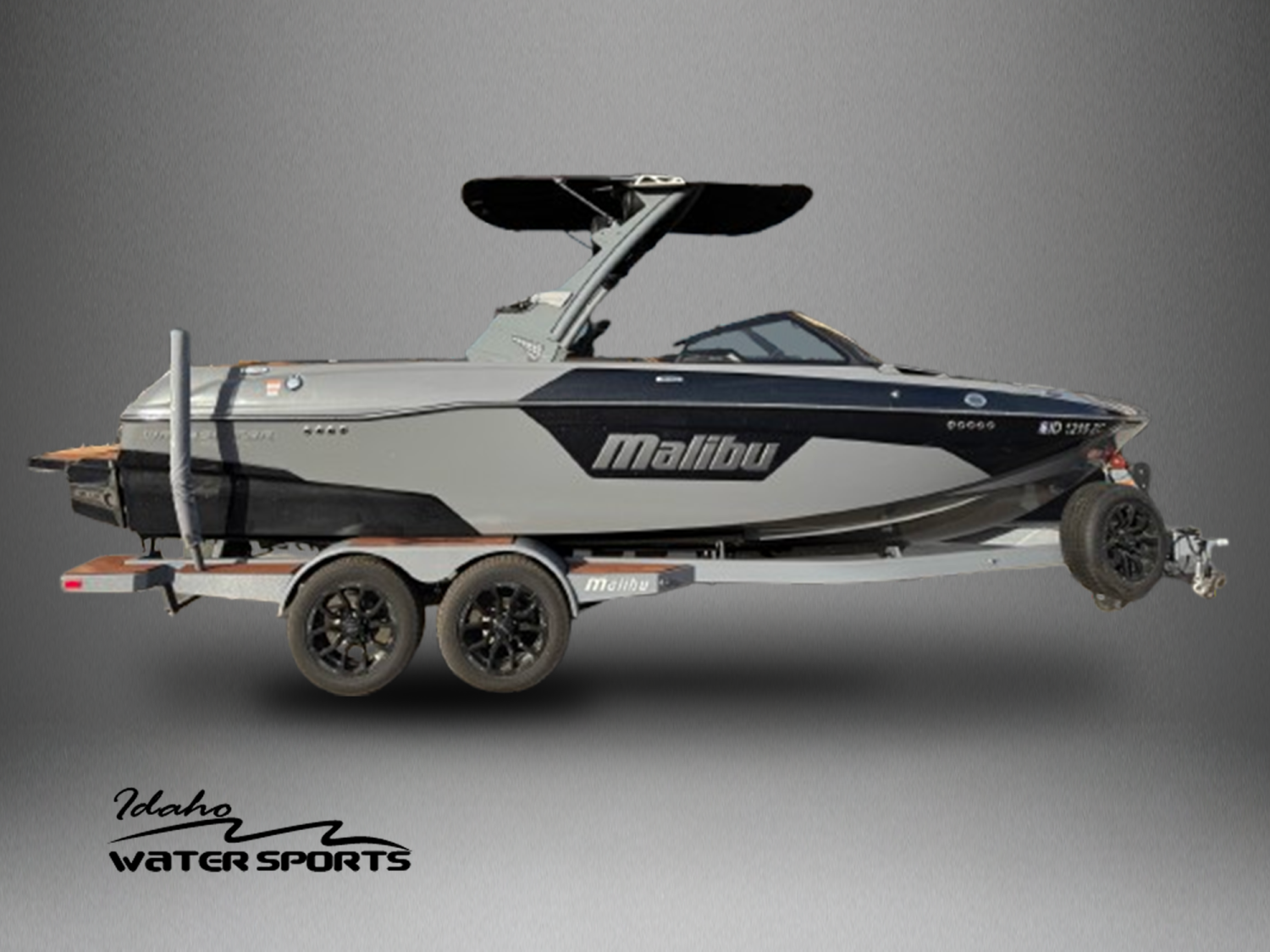 2023 Malibu Boats 23 LSV