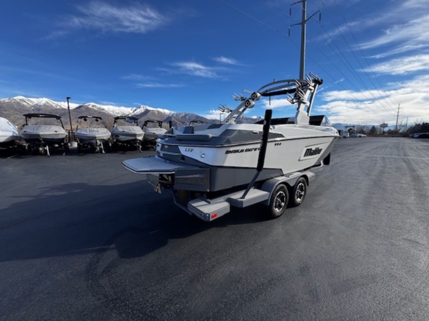 2019 Malibu Boats 23 LSV