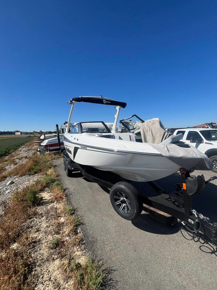 2022 Malibu Boats Wakesetter 22 LSV for sale in Billings, Montana