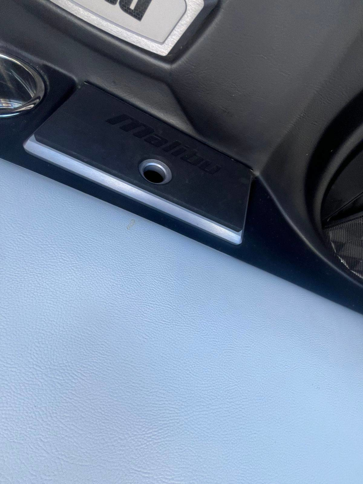 2022 Malibu Boats Wakesetter 22 LSV