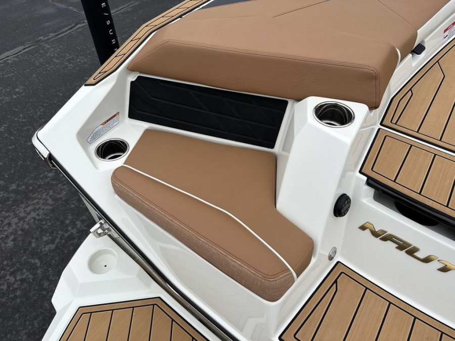 2026-nautique-s21-120583-image12