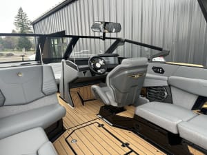 2025 Nautique Super Air Nautique G23