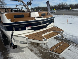 2019 Malibu Boats Wakesetter 25 LSV for sale in Excelsior, Minnesota