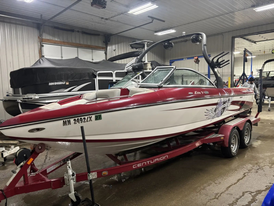 2011 Centurion Boats Elite for sale in Fargo, North Dakota