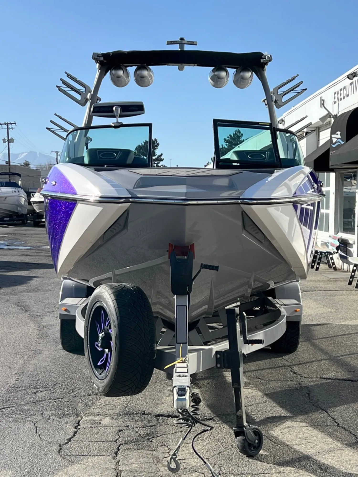 2019 24' Supra "SL550" Bowrider