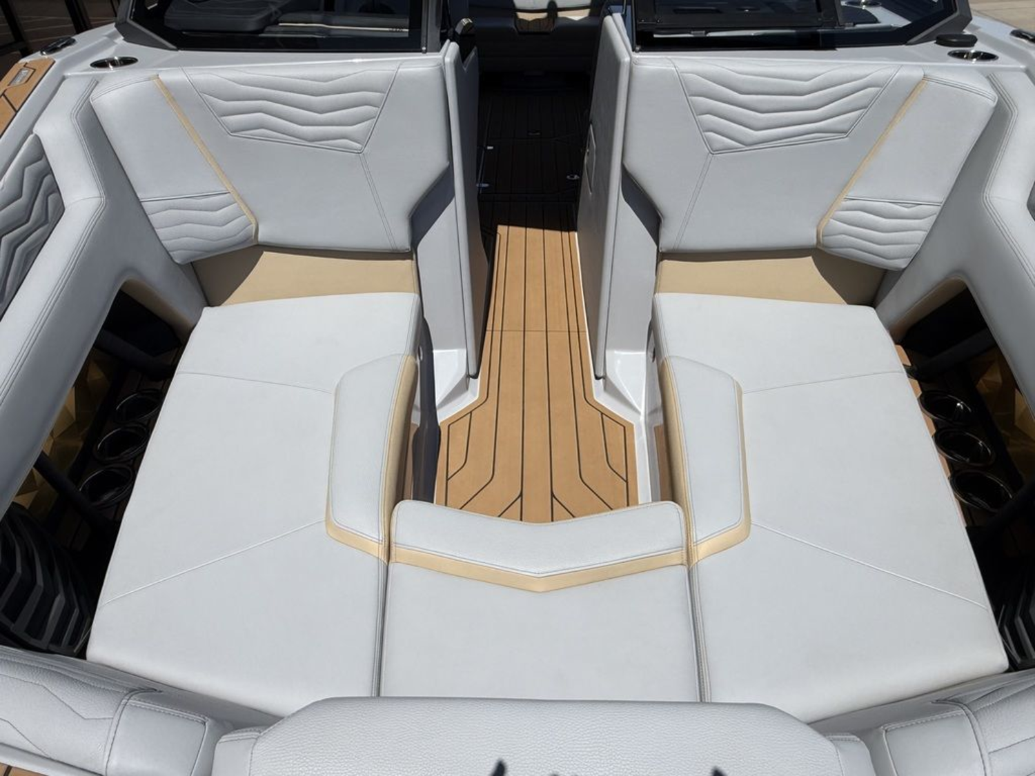 2025 Nautique Super Air Nautique G23