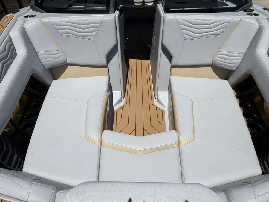 2025-nautique-g23-131466-image12
