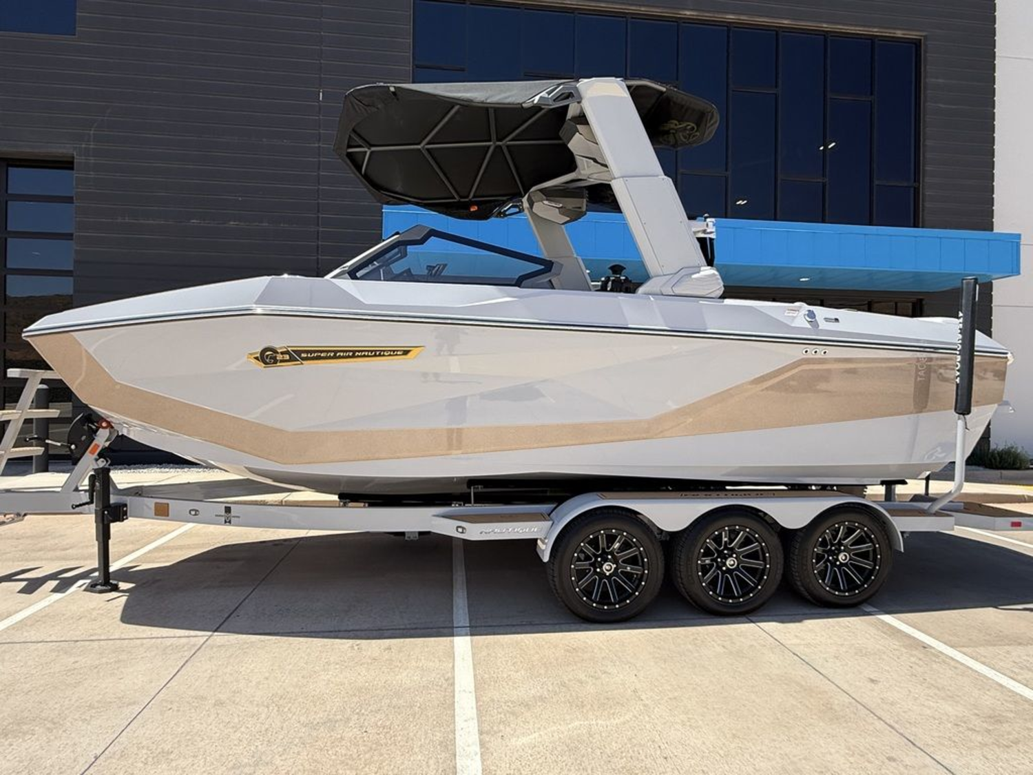 2025 Nautique Super Air Nautique G23