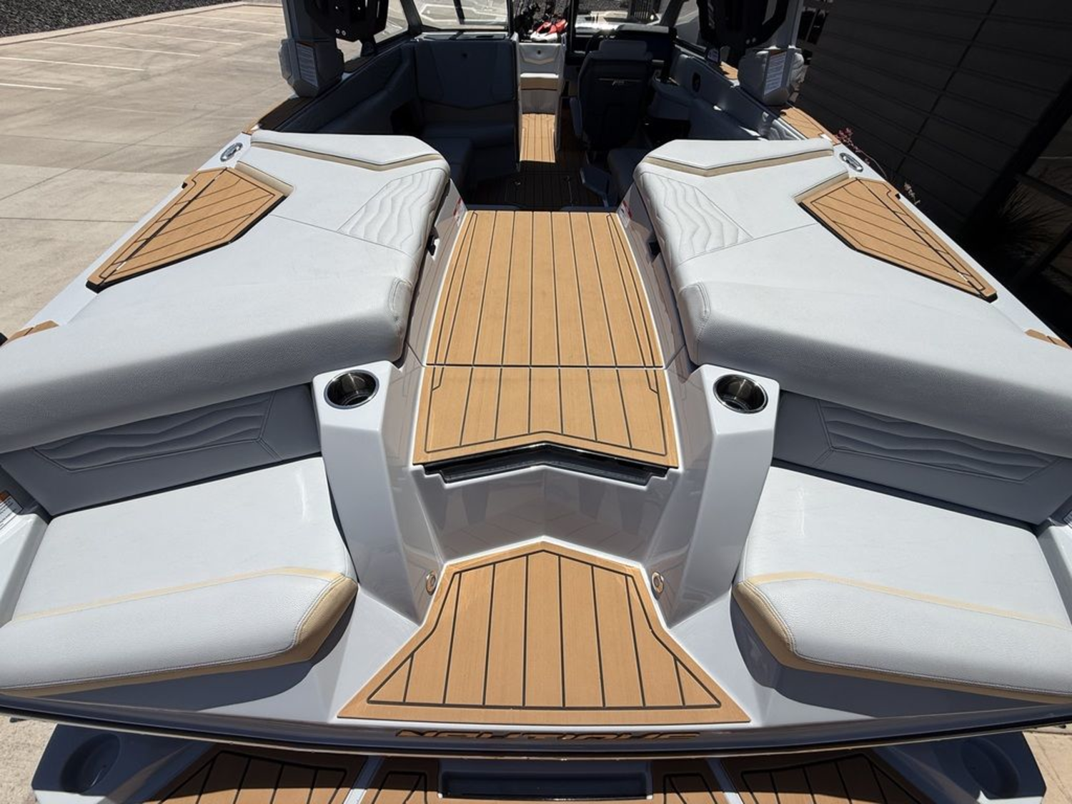 2025 Nautique Super Air Nautique G23