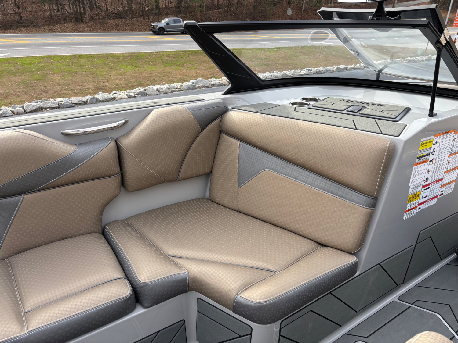 2026 Supreme Boats S240