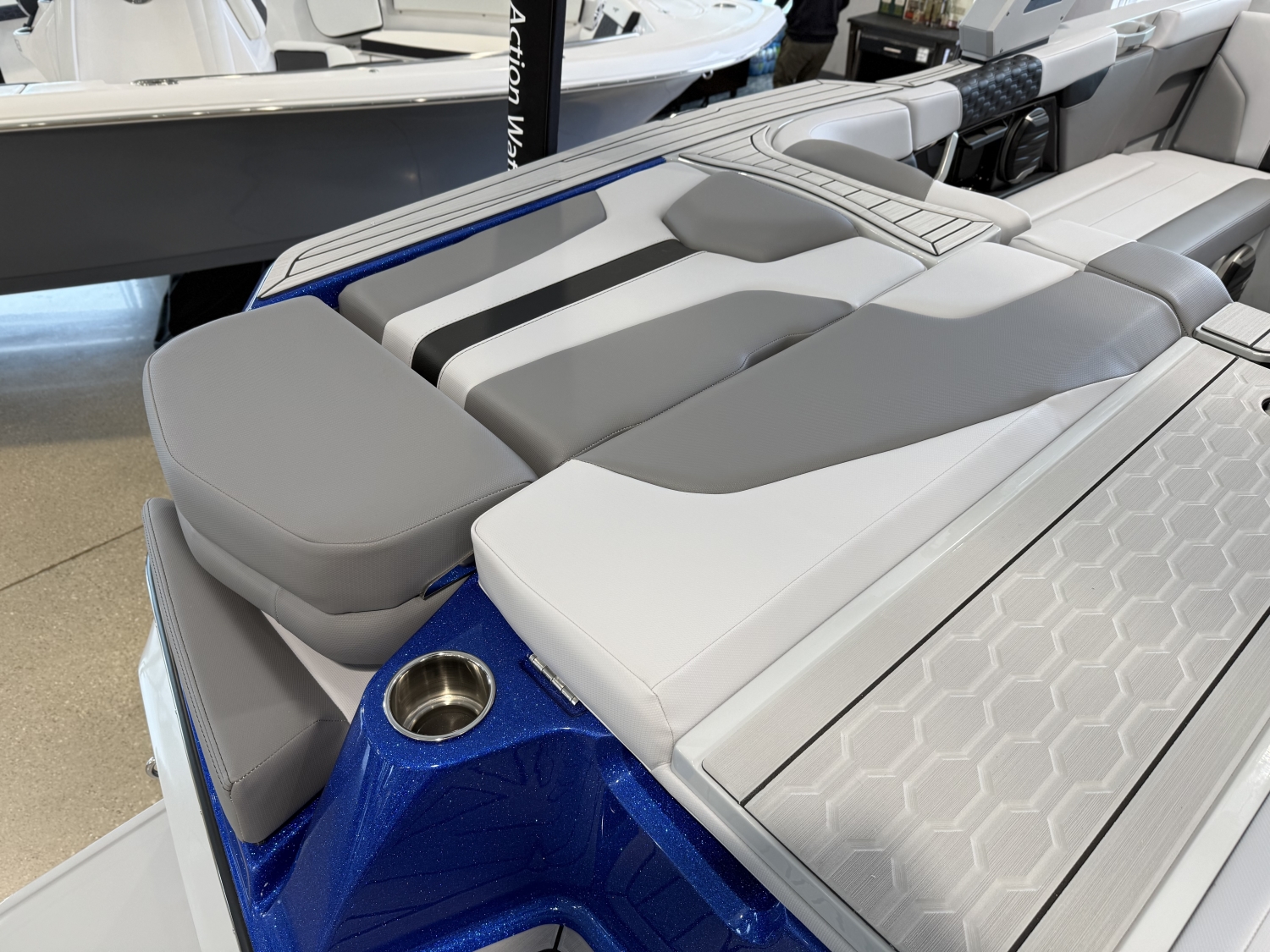 2026 MasterCraft XT22