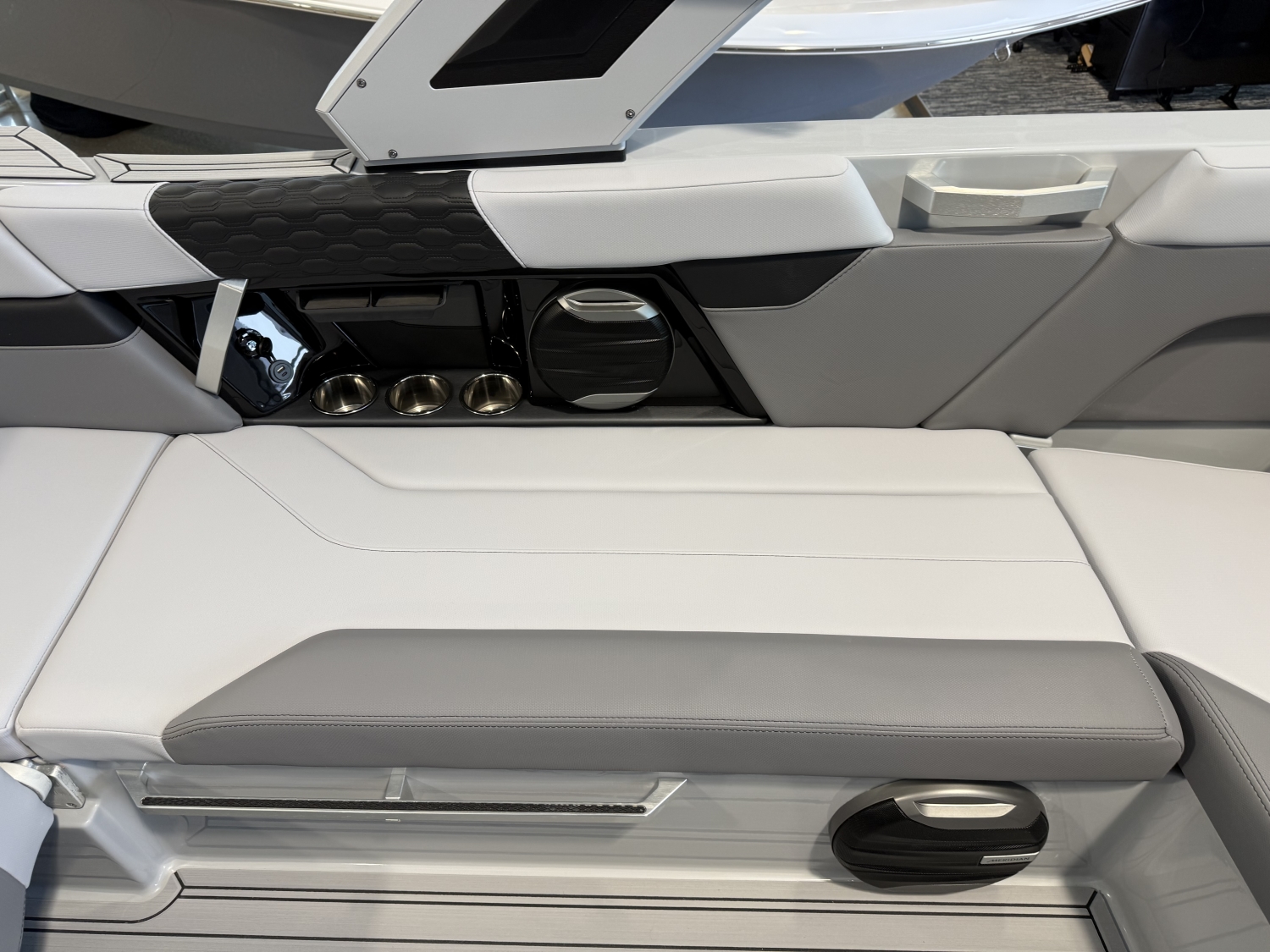 2026 MasterCraft XT22